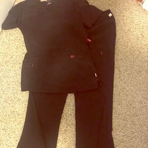 Smitten scrub set small